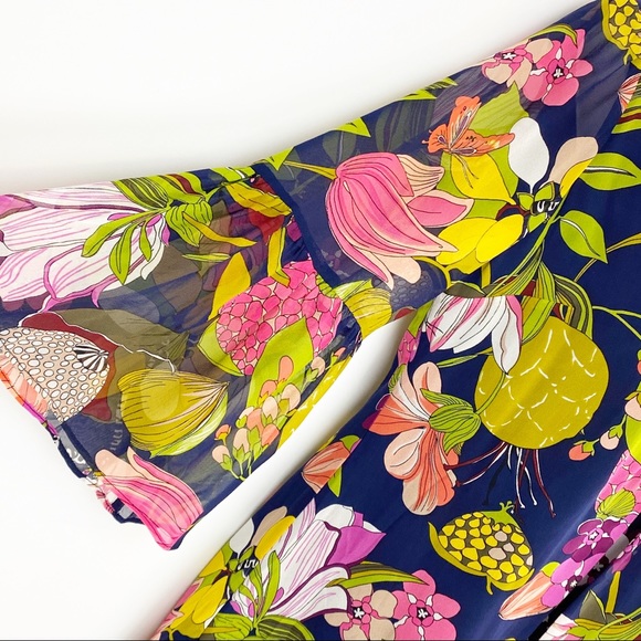 Trina Turk Silk Bonita Bell Sleeve Dress- Retro - Picture 8 of 13